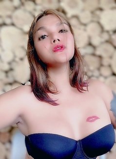 girlfriendmaterialforyou - Transsexual escort in Manila Photo 11 of 14