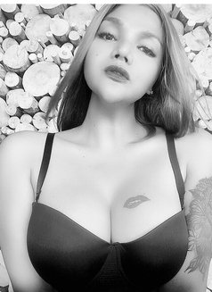girlfriendmaterialforyou - Transsexual escort in Manila Photo 13 of 14