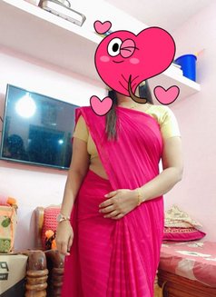 Girls Available - escort agency in Bangalore Photo 1 of 4