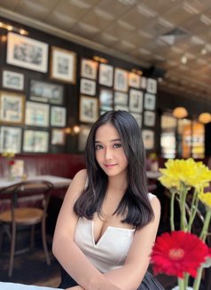 Gisel Amanda - escort in Jakarta Photo 4 of 8