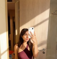Gisel - puta in Dubai Photo 1 of 9