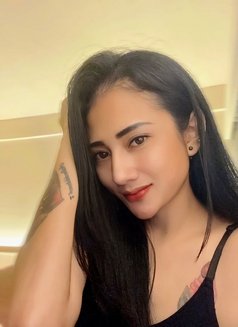 Gisell - escort in Bali Photo 7 of 8