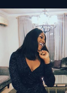 Gisella Sweetness - puta in Shanghai Photo 2 of 3