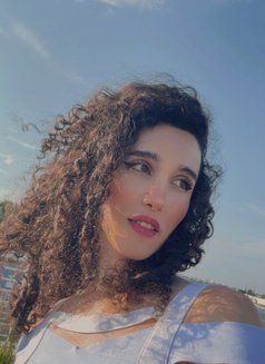 Giselle - Transsexual escort in Amsterdam Photo 9 of 30