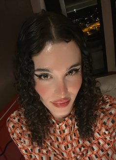 Giselle - Transsexual escort in Amsterdam Photo 12 of 30