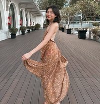 Giselle - Transsexual escort in Singapore Photo 14 of 15