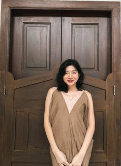 Giselle - Transsexual escort in Singapore Photo 10 of 10