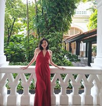 Giselle - Transsexual escort in Singapore Photo 11 of 13