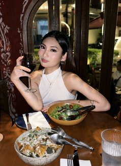 Giselle (Vcs, Gfe, Meet) - puta in Manila Photo 2 of 8