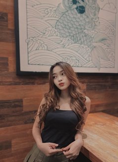 Gishela - puta in Singapore Photo 16 of 16