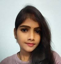 Gita - puta in Hyderabad