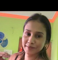 Gita - escort in Indore