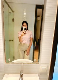 Gita - escort in Jakarta Photo 1 of 3