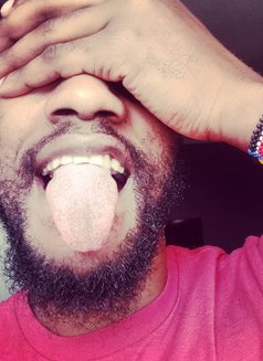 Givar Masit - Male escort in Kampala Photo 3 of 3