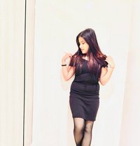 Giya Kapoor - escort in New Delhi