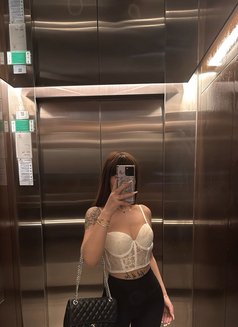 Gizelia - escort in İstanbul Photo 6 of 17