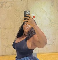 Glad - escort in Guangzhou