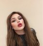 GLAMOUR QUEEN 🇱🇧 - Transsexual escort in Dubai Photo 1 of 17