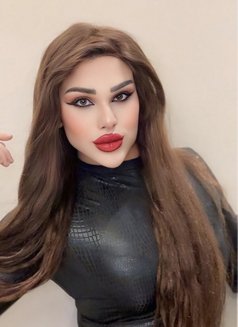 GLAMOUR QUEEN 🇱🇧 لبنانية - Acompañantes transexual in Riyadh Photo 15 of 15
