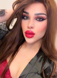 GLAMOUR QUEEN 🇱🇧 لبنانية - Acompañantes transexual in Riyadh Photo 17 of 20