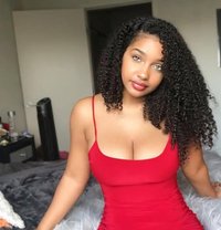 Glazi - escort in Erbil