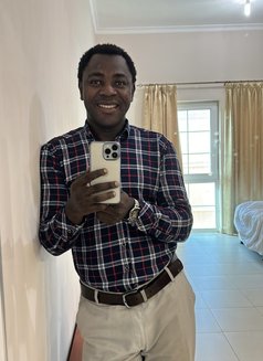 Glen Ladies & Couples - Male escort in Dubai Photo 4 of 4