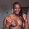 Glenn - masseur in Nairobi Photo 2 of 5