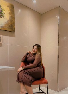 Gloria Bhabi in Dubai - escort in Dubai Photo 6 of 7