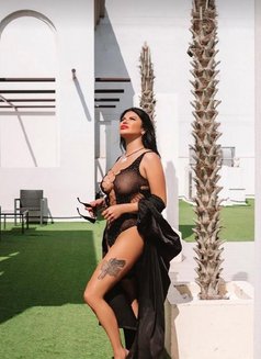 Gloria - escort in Dubai Photo 8 of 16