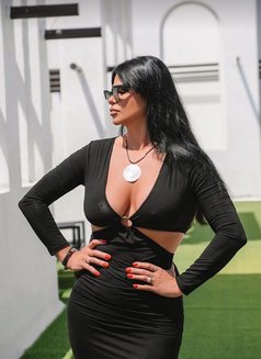 Gloria - escort in Dubai Photo 15 of 16