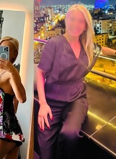 Gloria Lily, Elite Companion Independent - escort in Dubai Photo 9 of 10