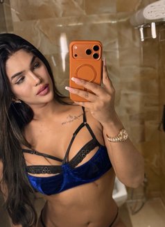 Glorious Garima - Transsexual escort in Mumbai Photo 22 of 27