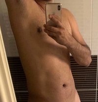Glory Hole Sucker - Male escort in Dubai