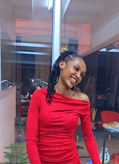 Glory - escort in Bangkok Photo 5 of 9