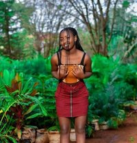Glory - puta in Nairobi