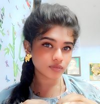 Glowery - Transsexual escort in Chennai