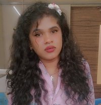 Glowery - Acompañantes transexual in Chennai