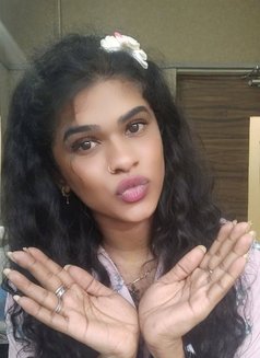 Glowery - Acompañantes transexual in Chennai Photo 4 of 6