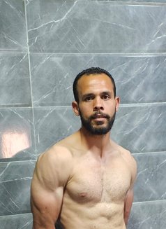 Go Go - Male escort in Cairo Photo 1 of 1