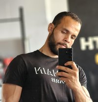 Go Go - Male escort in Cairo