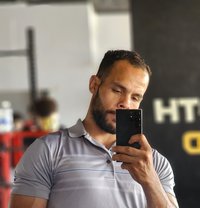 Go Go - Male escort in Cairo