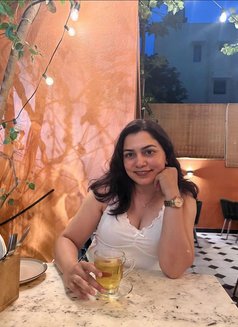 Goa Adult Escort Service - puta in Candolim, Goa Photo 1 of 2