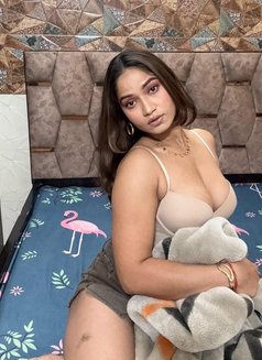 Goa Escort Service Available 24*7 - escort in Candolim, Goa Photo 3 of 3