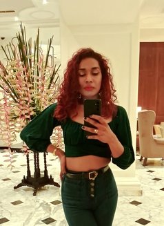 GODDESS AMELIA( Best cam session ) - Transsexual escort in Colombo Photo 27 of 28