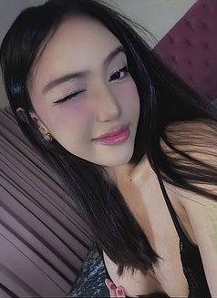 Goddess Ava - Acompañantes transexual in Singapore Photo 8 of 24