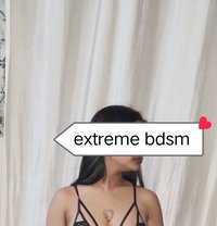 Misstres Bdsm queen meet cam - puta in Gurgaon Photo 7 of 10