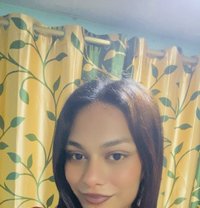 GODDESS _DOM - Dominadora transexual in Kathmandu