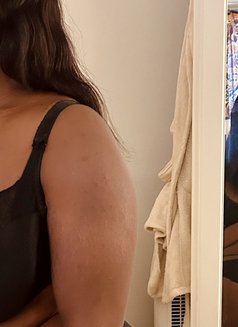 Goddess Emma Ivory - puta in Toronto Photo 9 of 11