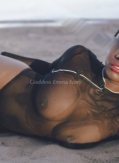 Goddess Emma Ivory - escort in Toronto Photo 7 of 12