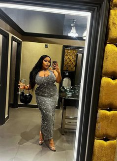 Goddess Eve - escort in Dubai Photo 3 of 5